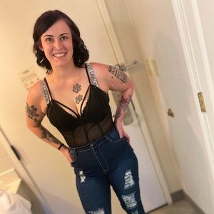 Meet your Posher, Brooke